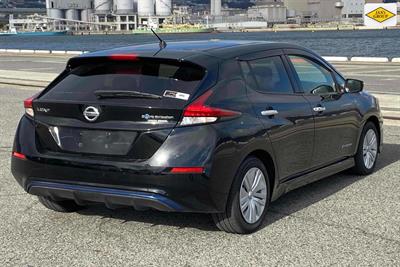 2019 Nissan Leaf - Thumbnail