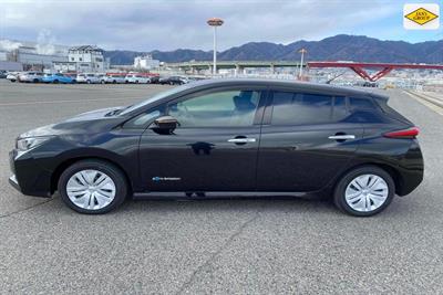 2019 Nissan Leaf - Thumbnail