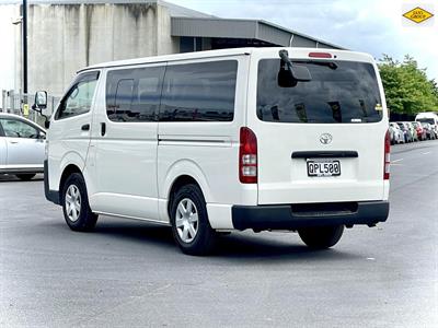 2018 Toyota Hiace - Thumbnail