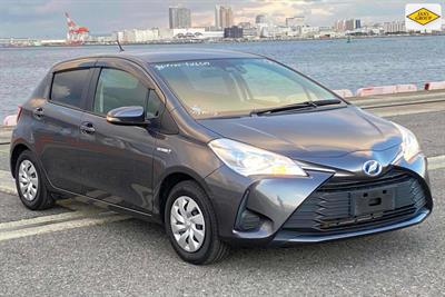 2019 Toyota Vitz - Thumbnail