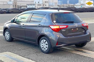 2019 Toyota Vitz - Thumbnail