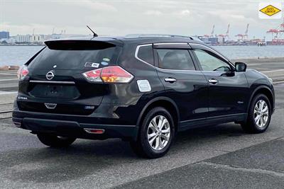 2015 Nissan X-Trail - Thumbnail