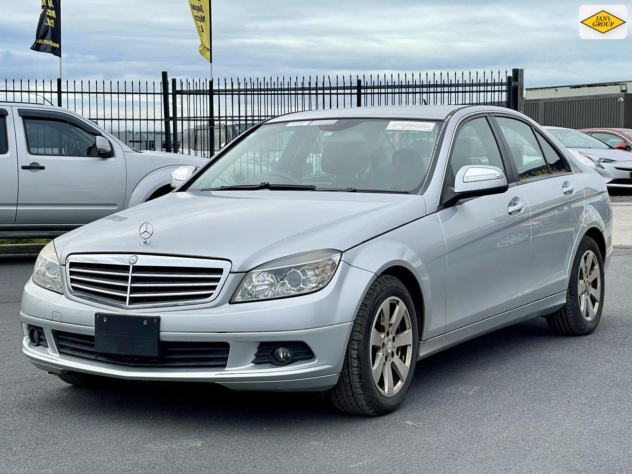 2009 Mercedes-Benz C 200