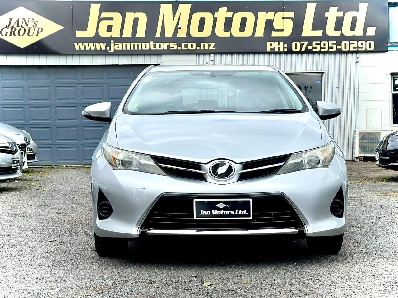 2012 Toyota Auris