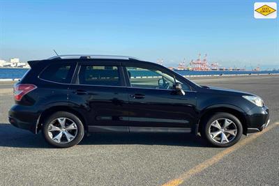 2014 Subaru Forester - Thumbnail