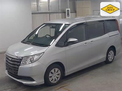 2014 Toyota Noah - Thumbnail