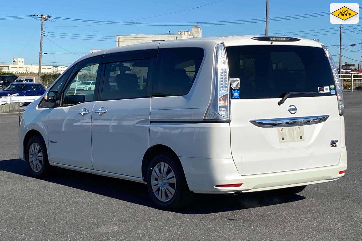 2014 Nissan Serena