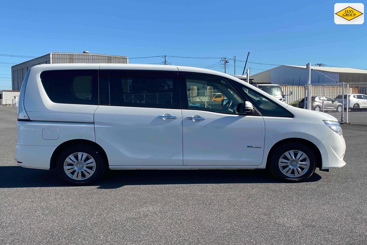 2014 Nissan Serena