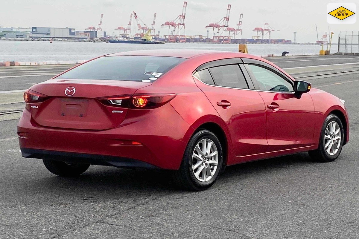 2014 Mazda Axela