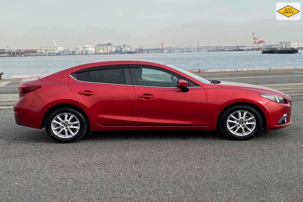 2014 Mazda Axela