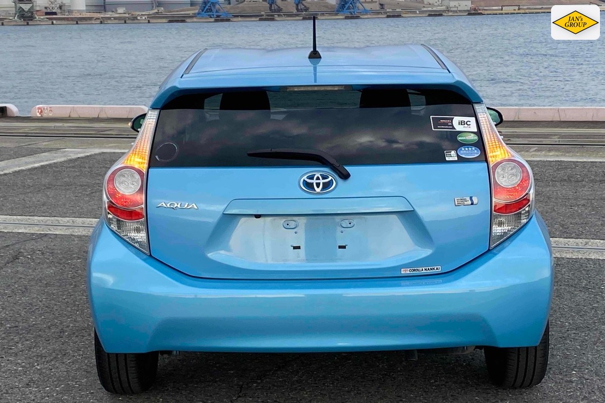 2013 Toyota Aqua