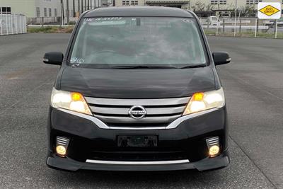 2013 Nissan Serena - Thumbnail