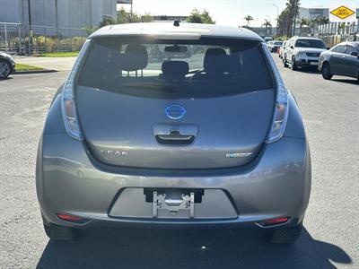 2013 Nissan Leaf - Thumbnail