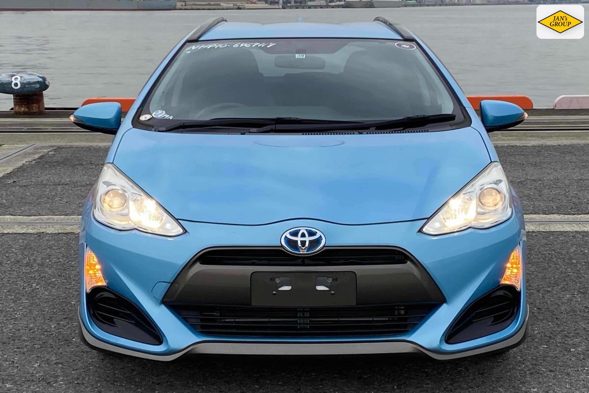 2015 Toyota Aqua