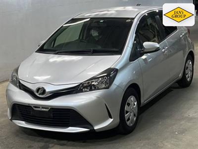 2015 Toyota Vitz - Thumbnail