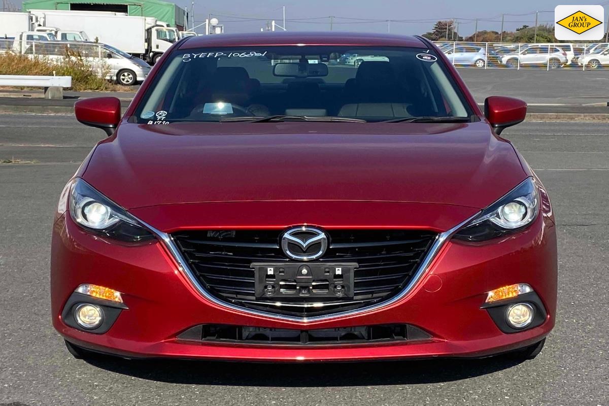 2014 Mazda Axela