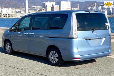 2014 Nissan Serena - Thumbnail