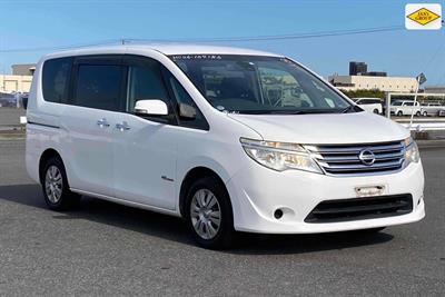 2014 Nissan Serena - Thumbnail