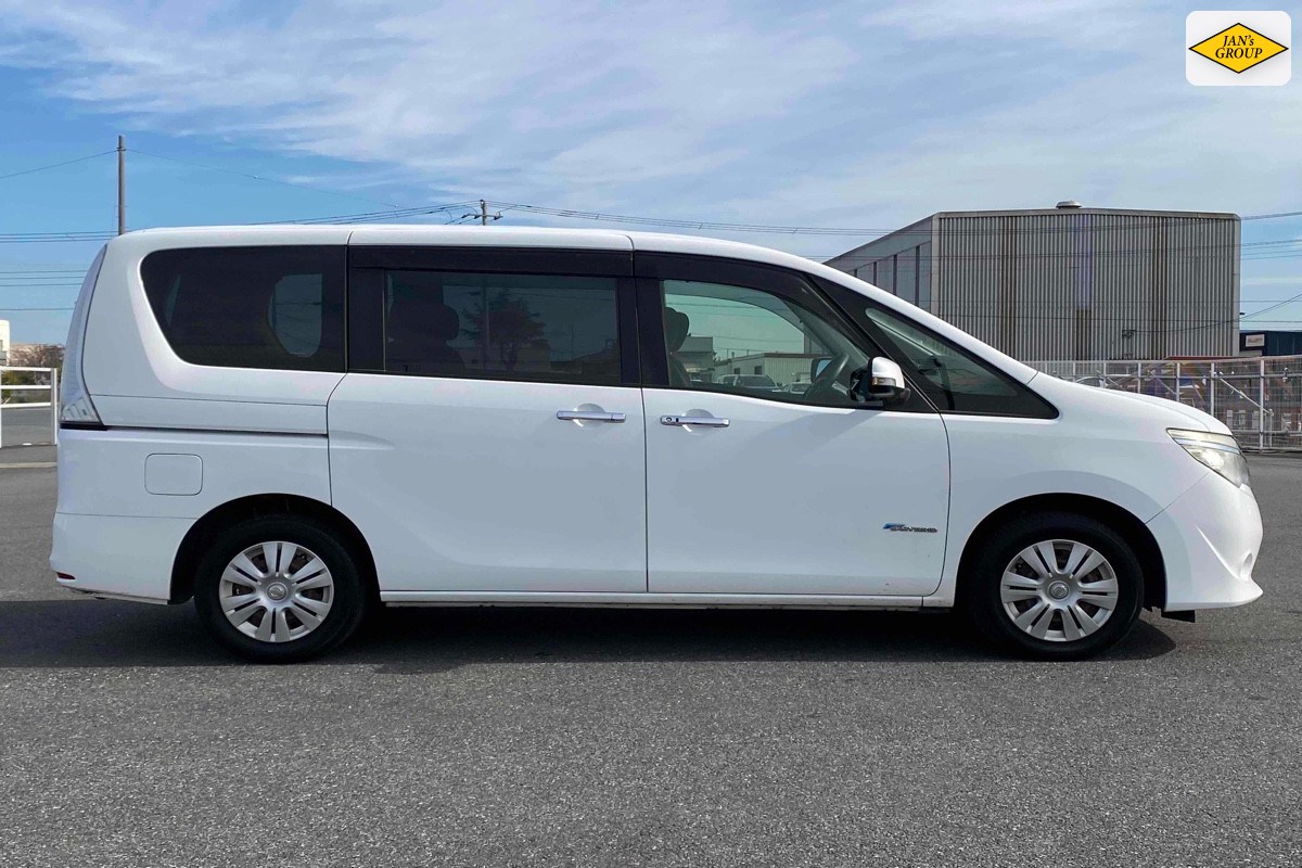 2014 Nissan Serena