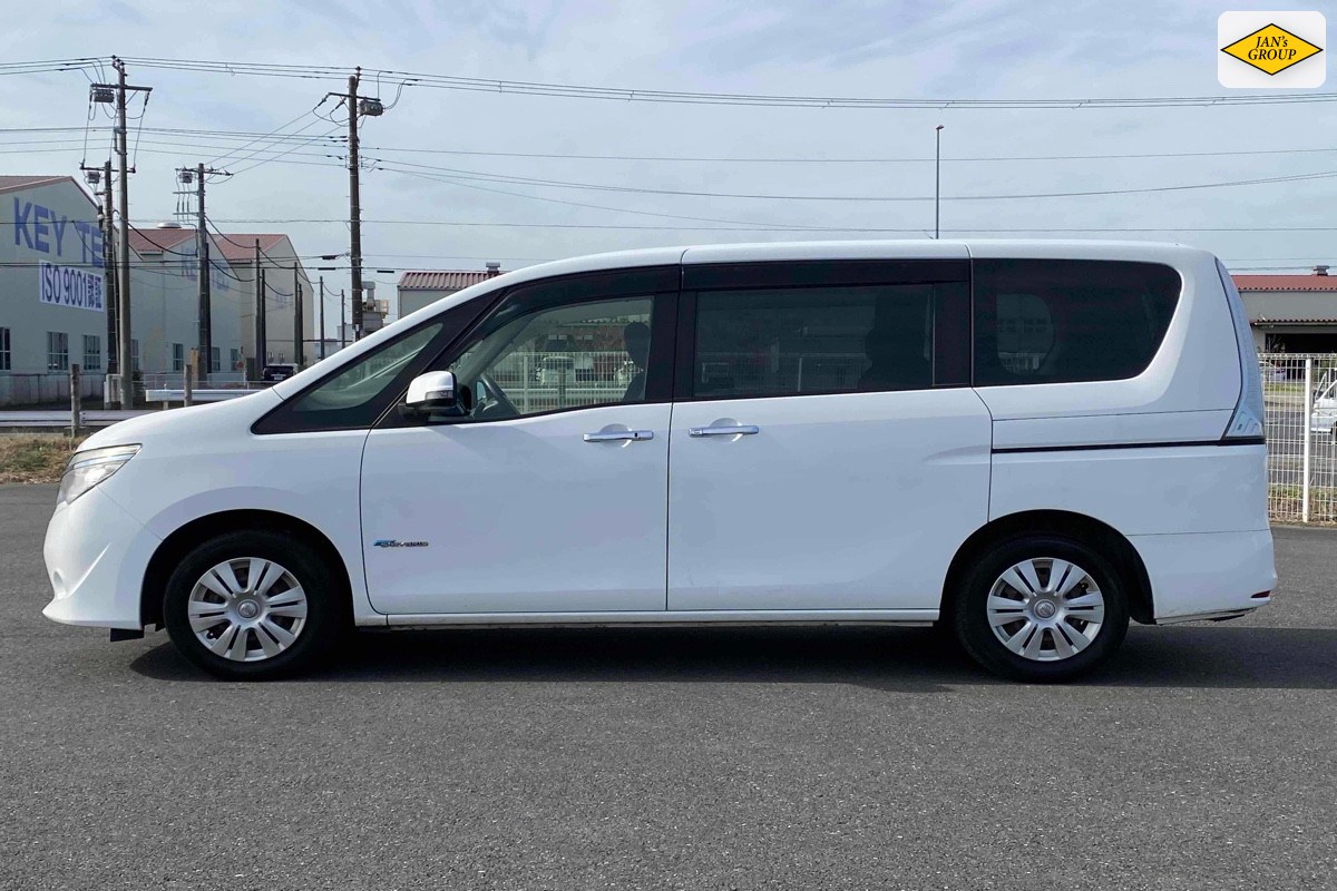 2014 Nissan Serena