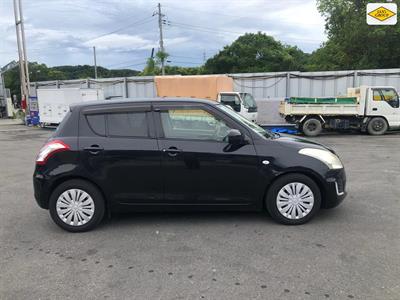 2014 Suzuki Swift - Thumbnail