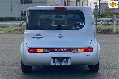 2016 Nissan Cube - Thumbnail