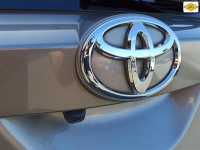 2013 Toyota Auris - Thumbnail