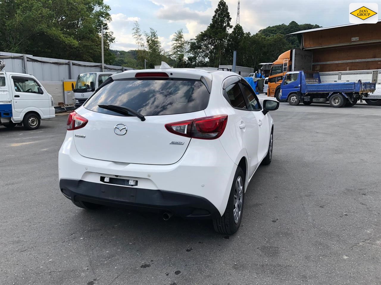 2019 Mazda Demio