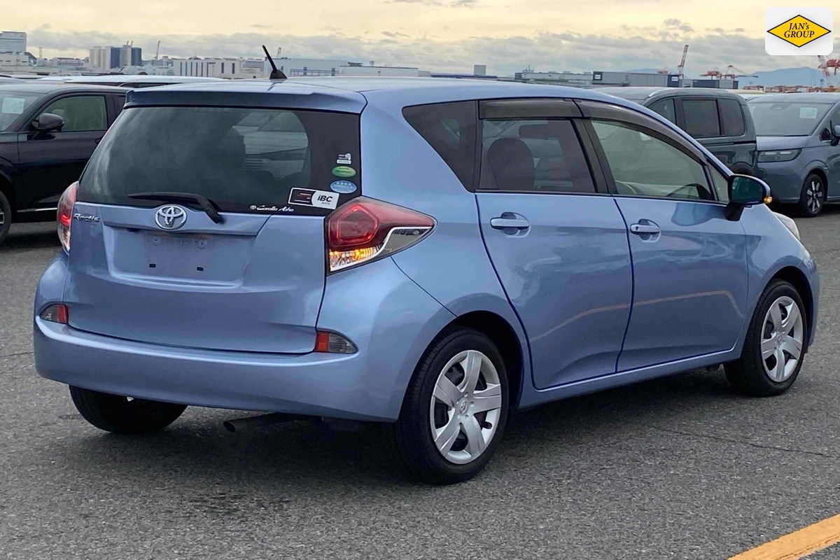 2014 Toyota Ractis