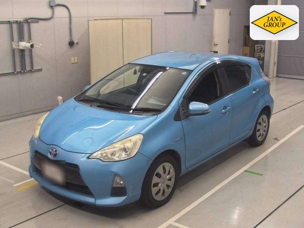 2013 Toyota Aqua