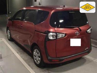 2015 Toyota Sienta - Thumbnail