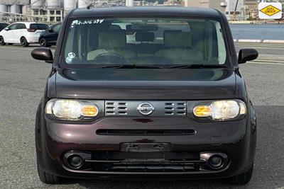 2016 Nissan Cube - Thumbnail