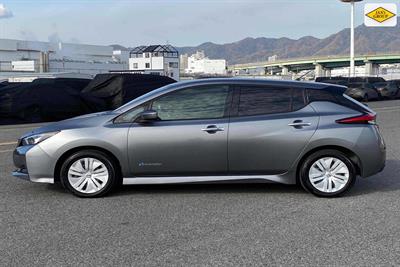 2018 Nissan Leaf - Thumbnail