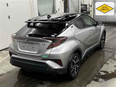 2018 Toyota C-HR - Thumbnail