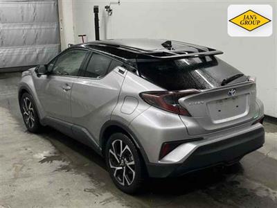 2018 Toyota C-HR - Thumbnail