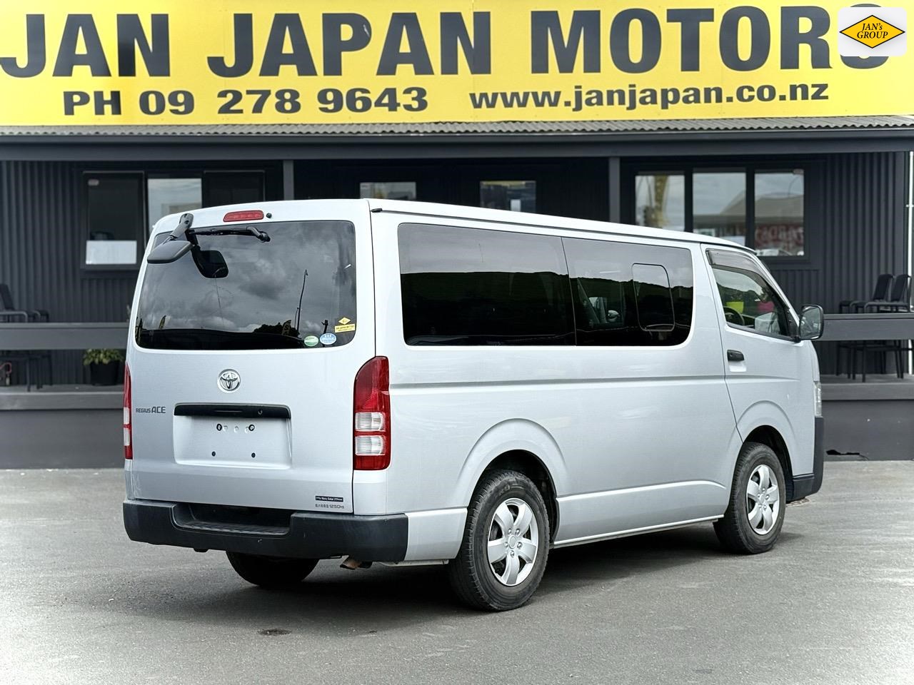 2018 Toyota Hiace