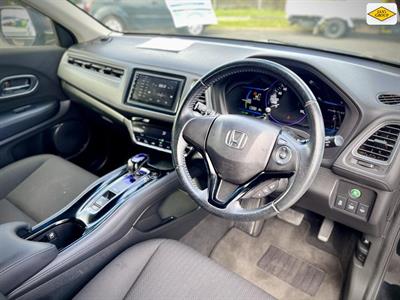 2014 Honda Vezel - Thumbnail