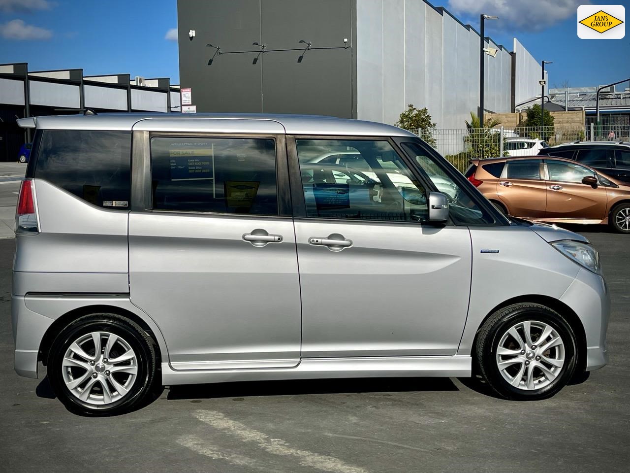 2016 Mitsubishi Delica