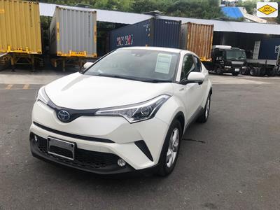 2017 Toyota C-HR - Thumbnail