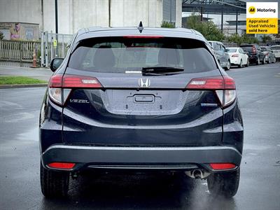 2015 Honda Vezel - Thumbnail